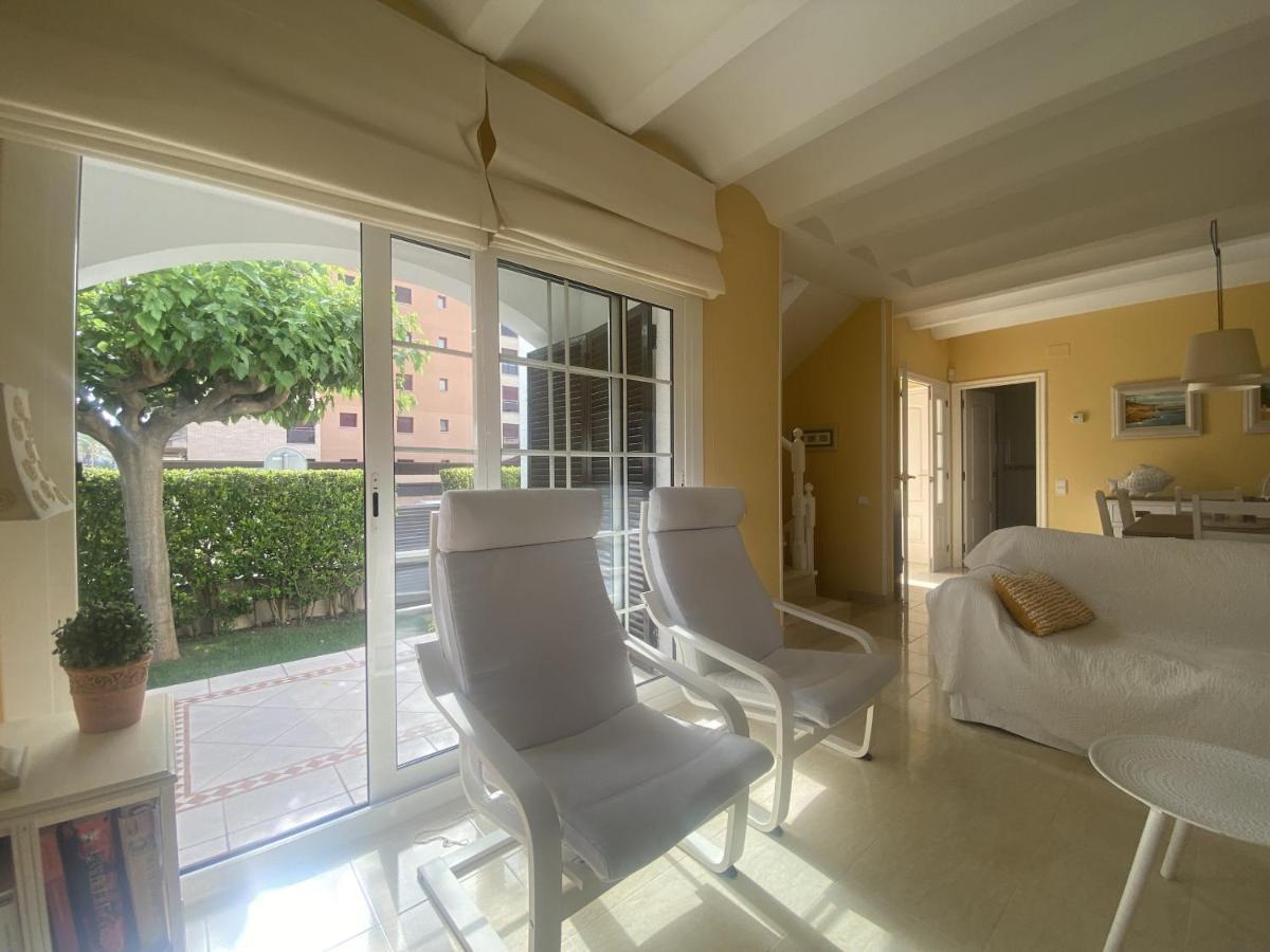 R17 Casa Merce Rodoreda Calafell Exteriör bild