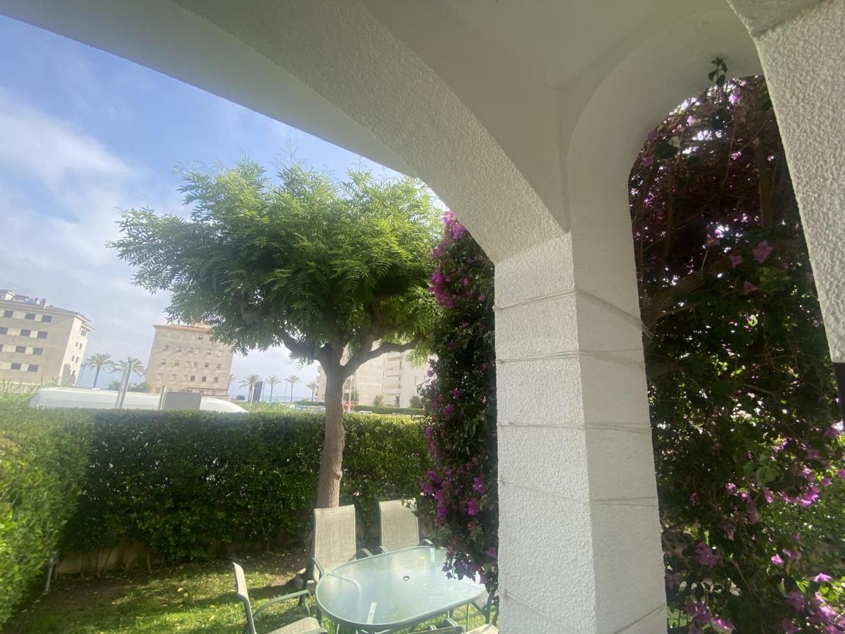 R17 Casa Merce Rodoreda Calafell Exteriör bild